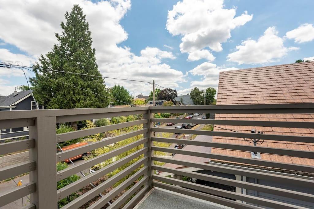 Comfy Family Home, Walkable Neighborhood + Patio! 波特蘭 外观 照片