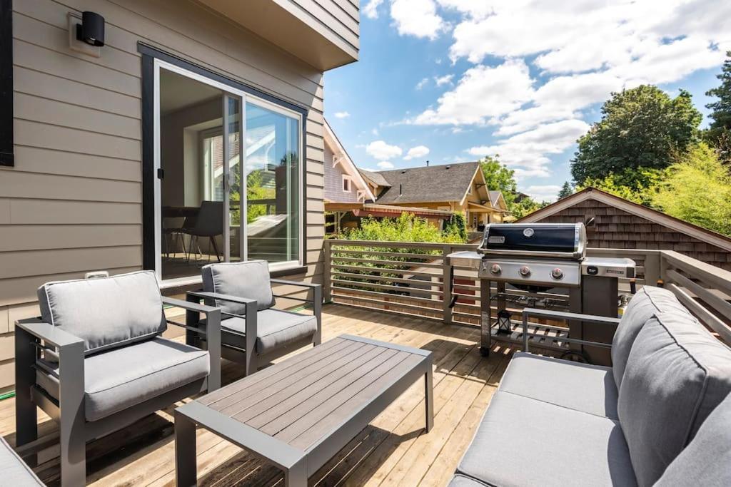 Comfy Family Home, Walkable Neighborhood + Patio! 波特蘭 外观 照片